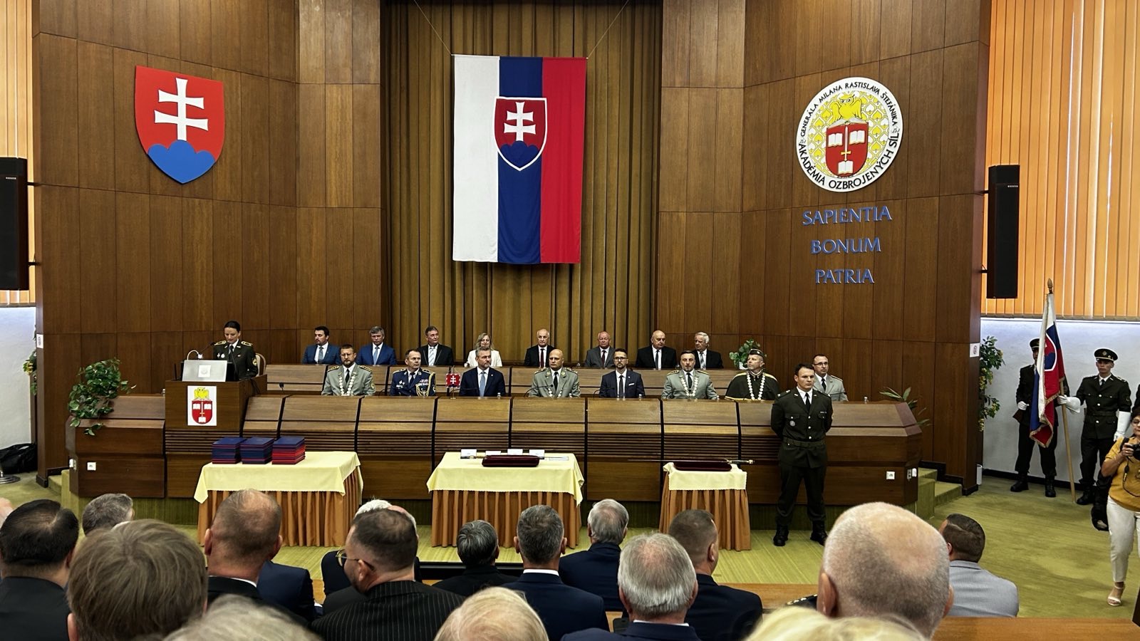Právě si prohlížíte Slavnostní vyřazení a promoce absolventů AOS v Liptovském Mikuláši