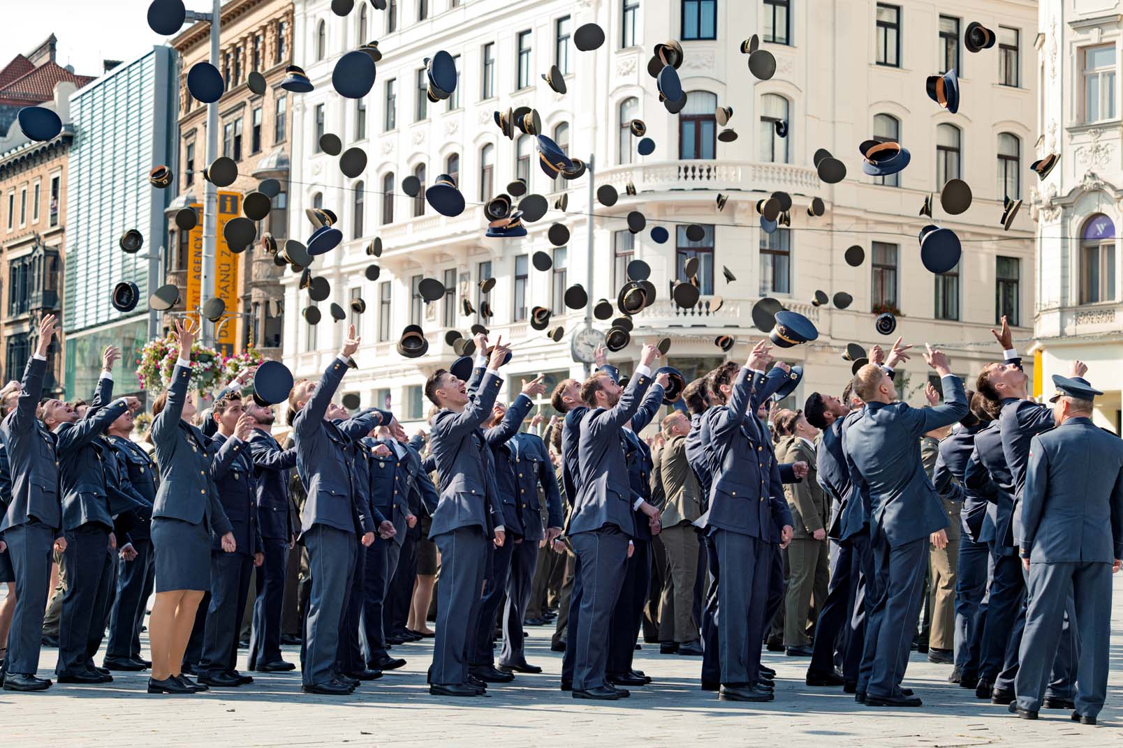 Právě si prohlížíte Univerzita obrany vyřadila dvě stovky absolventů