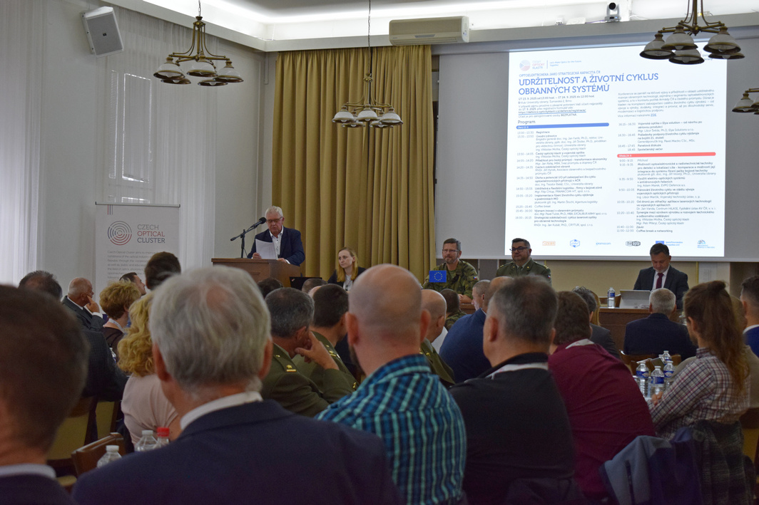 Právě si prohlížíte Konference Českého optického klastru