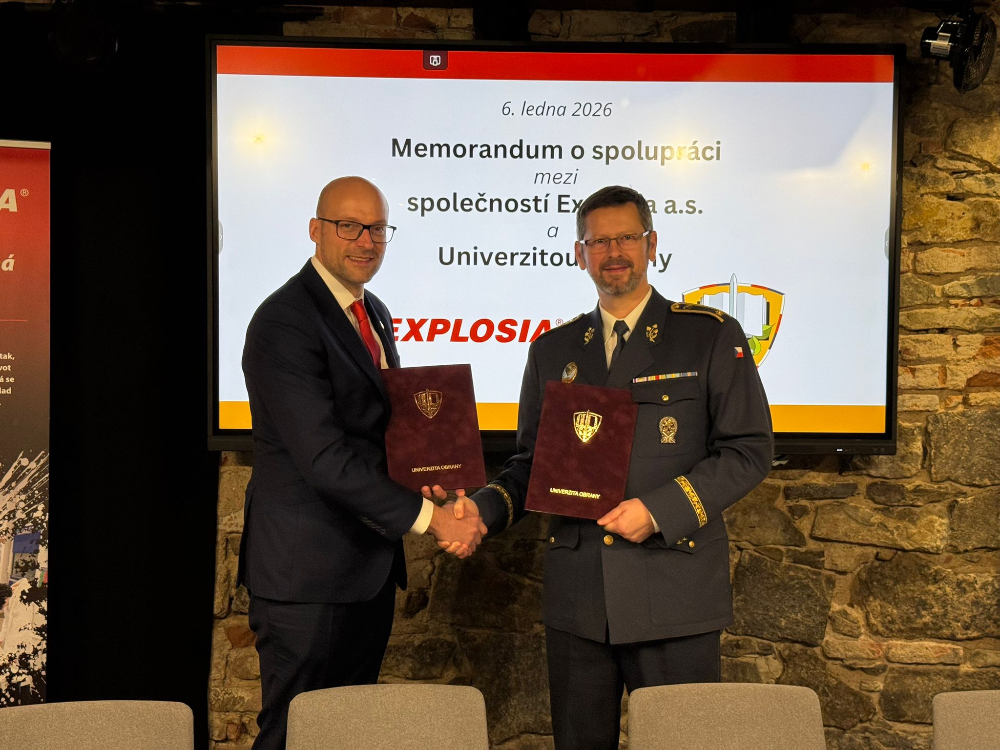 Přečtete si více ze článku Podpis smlouvy o spolupráci se společností Explosia a.s.