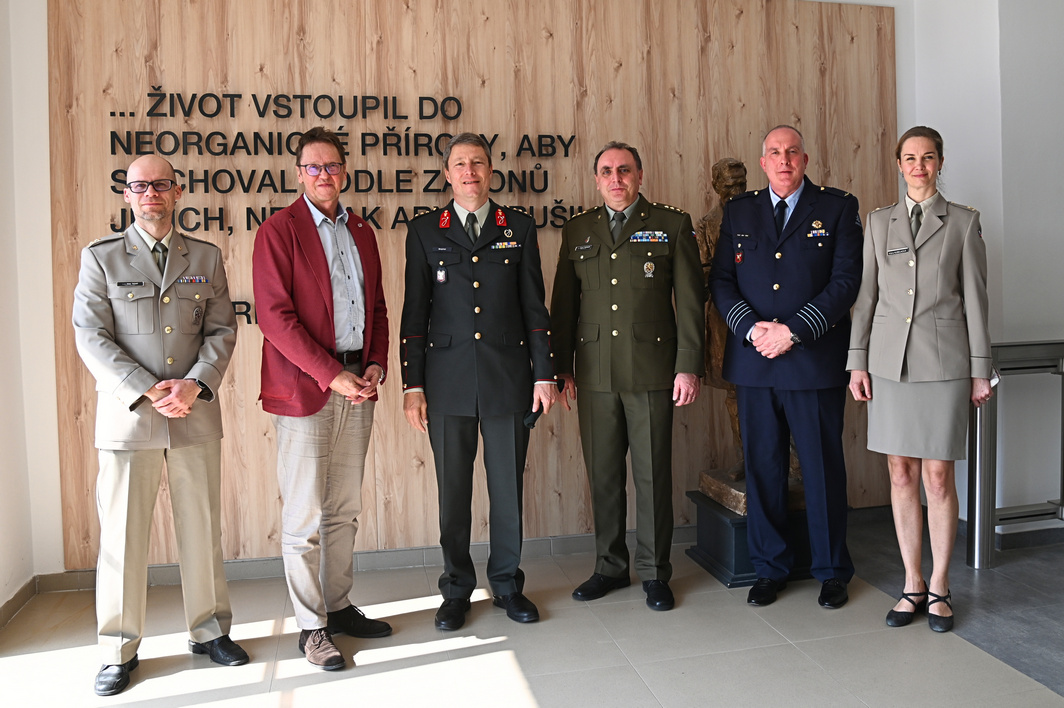 Právě si prohlížíte VLF spojuje síly s experty z Nizozemska