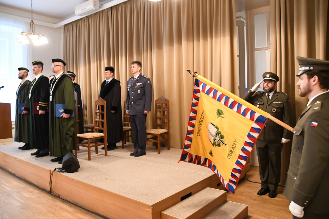 Právě si prohlížíte Den učitelů: ocenění pedagogů a promoce doktorů