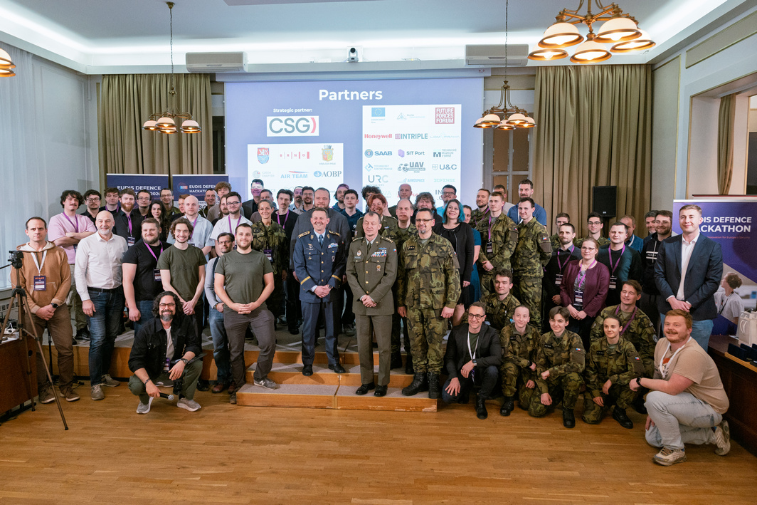 Právě si prohlížíte EUDIS Defence Hackathon přinesl nadějné projekty
