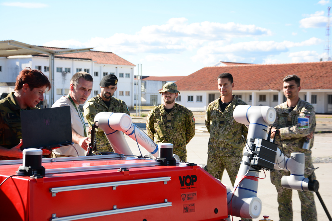 Přečtete si více ze článku Univerzitní UGV na mezinárodním vojenském cvičení ARTEX & HEDI OPEX 26-1